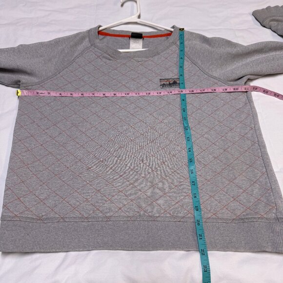 Patagonia Reclaimed Cotton Crew Women’s Medium Gray Quilted GUC - Picture 11 of 13